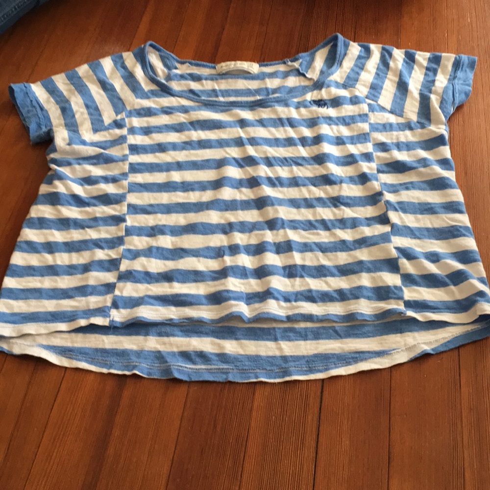 Abercrombie & Fitch Crop Top